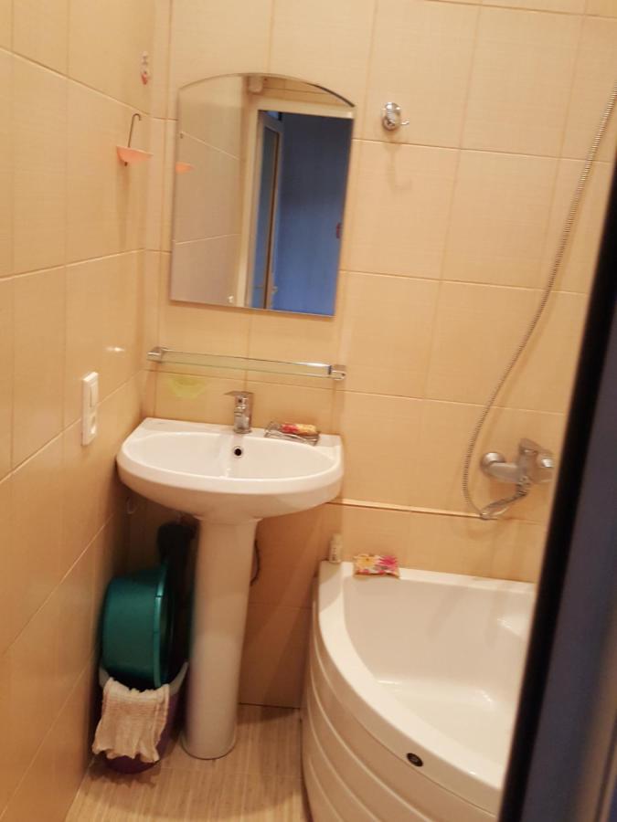Абазинская 35 Sukhumi Luaran gambar