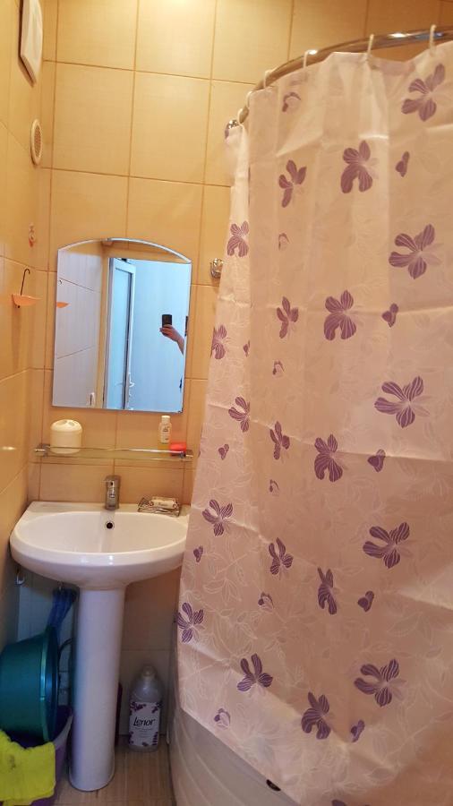 Абазинская 35 Sukhumi Luaran gambar